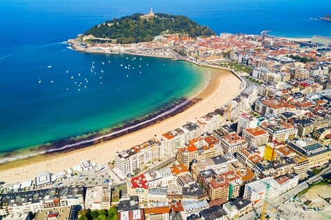 San Sebastian : Private Custom Walking Tour With A Guide