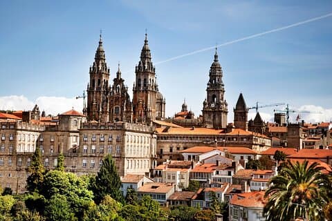 Santiago de Compostela: Private Custom Walking Tour With A Guide