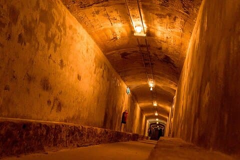 Guided Tour: Shelters of the Spanish Civil War. Spanish tour
