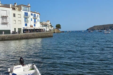 Private Tour from Barcelona to Cadaques With Guide