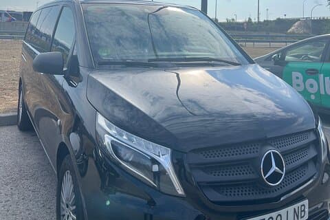 Private Transfer Barajas Airport to Madrid
