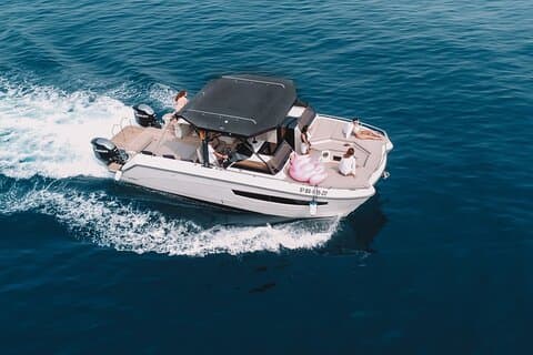 Private Charter in Catamaran Alexa by Barcelona 12 pax 2/4/8 HS