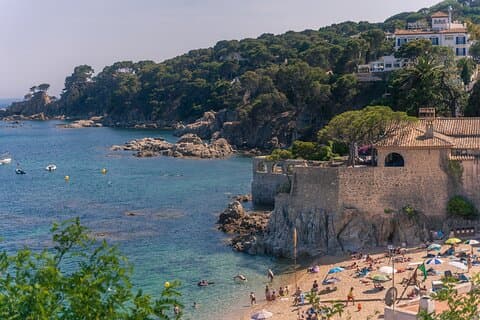 Girona and Costa Brava Small Group Tour from Barcelona