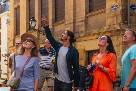 Walking Tour: Explore the Old town of San Sebastian