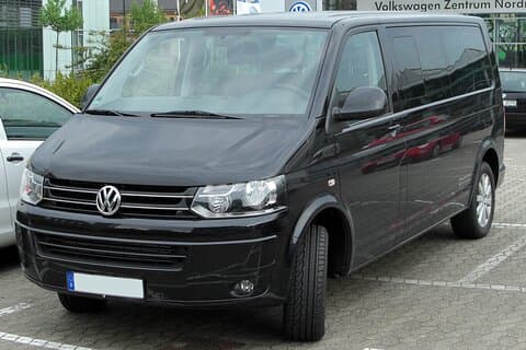 Departure from Segovia to Madrid Airport MAD by Standard Minivan