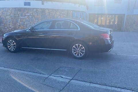 Vip Private Transfer from Malaga Airport to Gibraltar Border