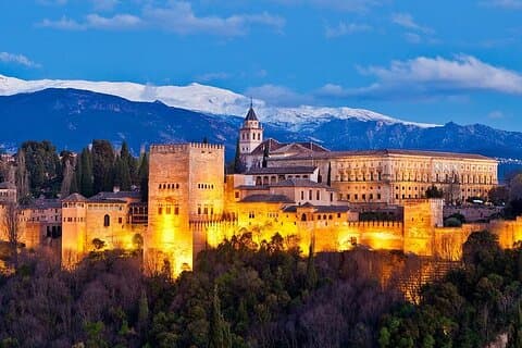 "6-Day Private Halal Tour in Muslim Spain."