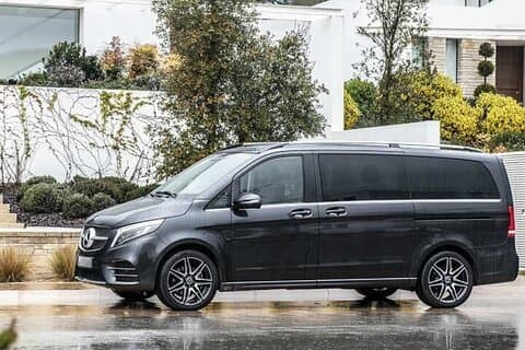 Transfer by Luxury Van from Barcelona City to Girones City