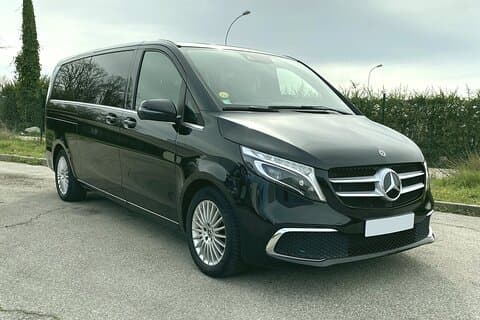 Departure Transfer from Madrid to Madrid Airport MAD in Private Van