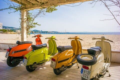 Scooter and Motorbike Rental to Explore Mallorca
