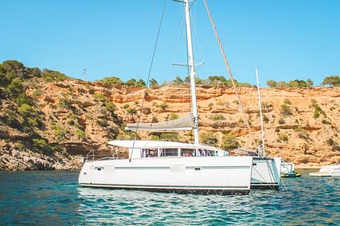 Unforgettable experience in Catamaran Ibiza - LAGOON 400