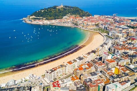Bilbao and San Sebastian Private Tour with Pickup from Bilbao