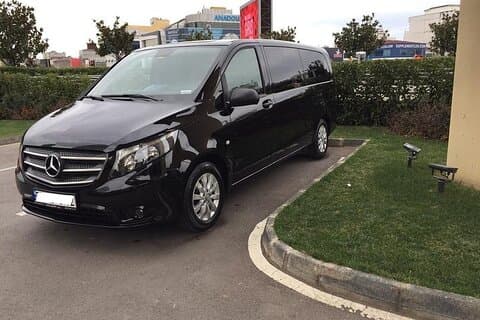 Arrival Private Transfer Santiago de Compostela Airport to City Center by Minivan