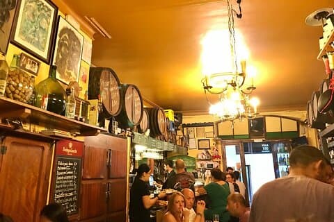 Barcelona Tapas & Pintxos Private Food Tour with Local Expert