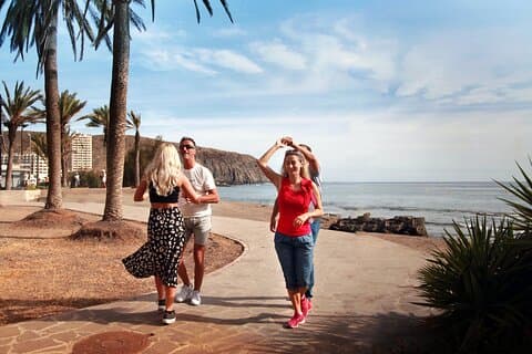 Salsa & Bachata, dance lessons Tenerife south. Have fun and learn