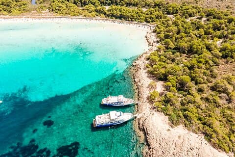 Southern Virgin Coves Half Day Trip with a Stop