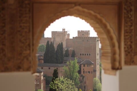 Alhambra Exclusive Tour with Tickets