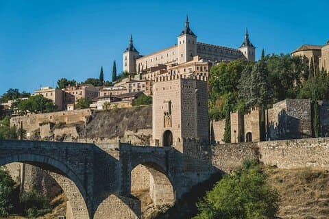 Toledo Best PRIVATE VIP PICK UP TOUR from Madrid 5h (HD)