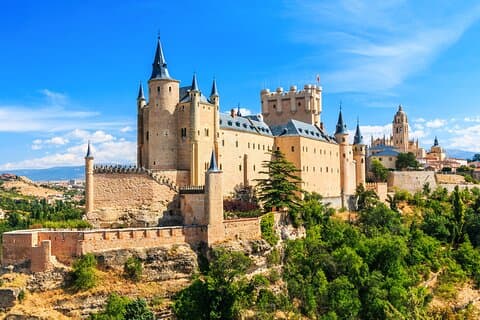Segovia City Wonders Walking Tour for Kids and Families