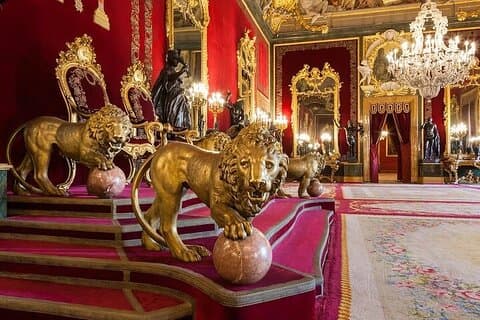 Guided Tour in Madrid's Royal Palace + Ebook