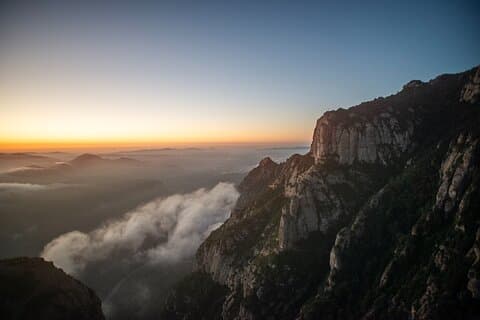 Private Montserrat Sunrise Tour and Brunch with Transportation