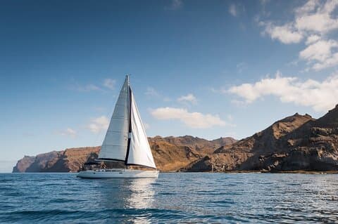 Sailing Trip and Snorkeling (max. 8 people)