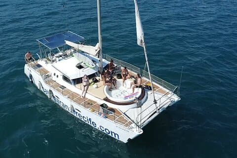 2 Hour Catamaran Tour with Jacuzzi and Sea Bath