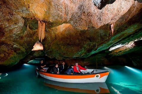 San Jose Caves Guided Tour from Valencia with Boat Ride