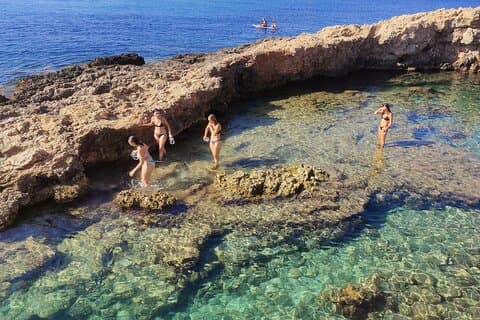Palma de Mallorca: Small Group Tour by Locals in Hidden Coves