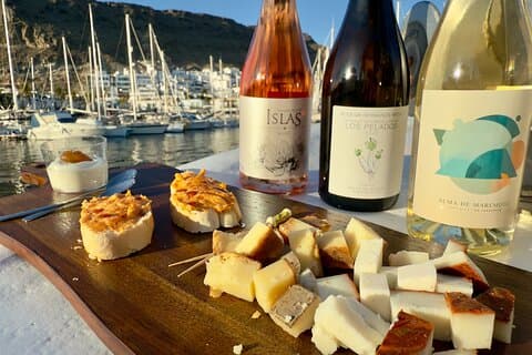 1h Boat Trip + 2h Dockside Local Wine & Food Tasting