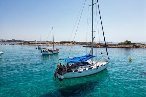 Private All-Inclusive Full Day Sailing Tour in Palma de Mallorca
