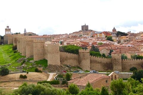 Segovia & Avila Small Group Tour with Hotel Pick up from Madrid