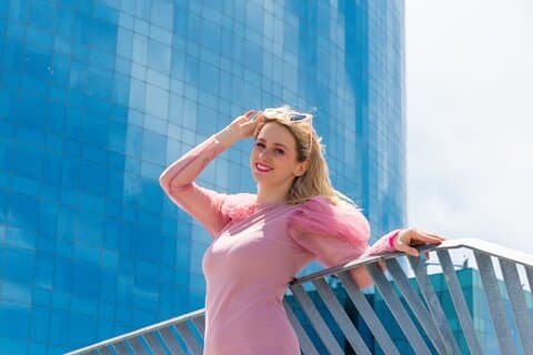 Barcelona: Professional Photoshoot by the Beach
