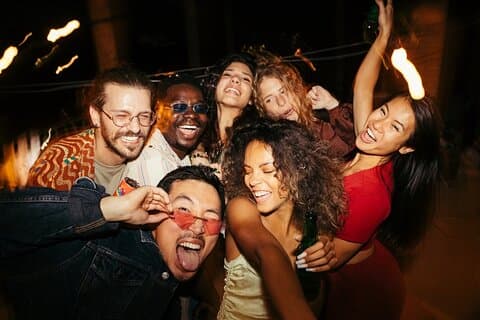 Pub Crawl Barcelona: 4 nightclubs + skip-the-line entry