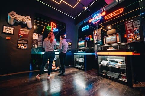 Madrid : Unique experience at OXO Video Game Museum