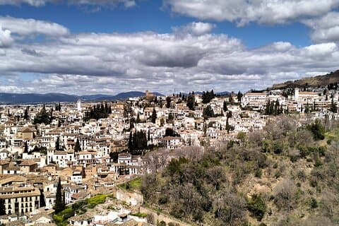 Visit Albaicín and Central Granada from Puerto de Motril