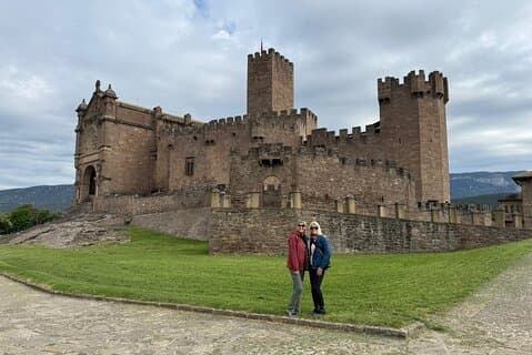 Private Pamplona & Javier Castle Tour with Gourmet Tolosa Lunch