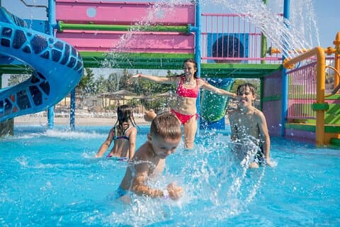 Aquopolis Cullera (Valencia) : Admission to the Water Park