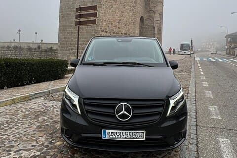 Private transfer from Madrid Barajas Airport to Madrid