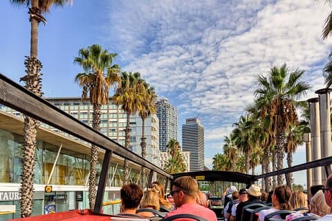 Barcelona Hop On Hop Off Bus and 60 Minute Catamaran Ride