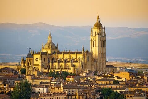 Private Day Trip to Ávila and Segovia from Madrid