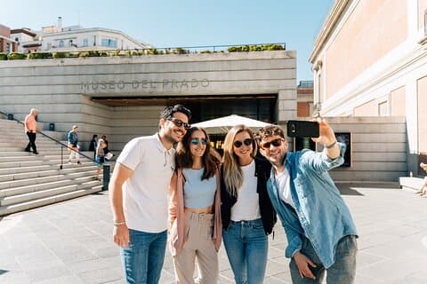 Madrid's Treasures: Prado Museum and Royal Palace Private Tour