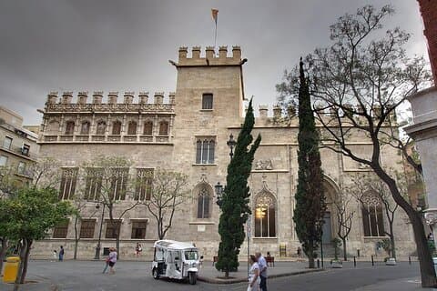 Private Valencia Tour of Highlights and Landmarks