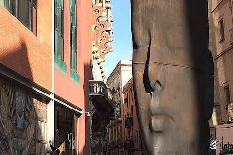 Magical Mindfulness Tour of the Senses in Barcelona