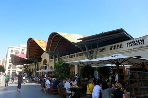 Barcelona El Born Tour with Tapas and Drinks Tasting