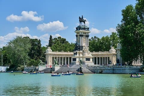 Private Half-Day Sightseeing in Madrid