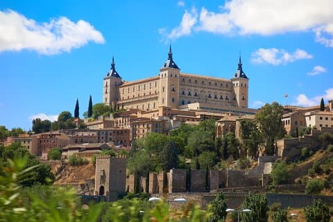 Hello Toledo: Private 2-Hour Intro City Walk with Local Guide