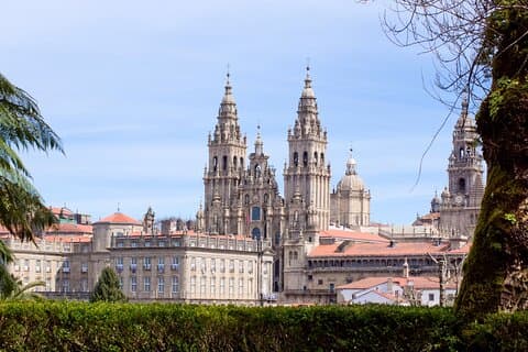 Hello Santiago de Compostela: Private 2-Hour City Walk with Guide