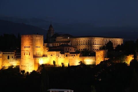 Granada Alhambra Private Night Tour Includes Tickets