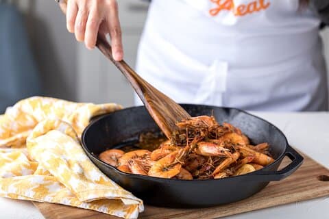 Seafood Paella & Spanish Tapas Class in Tarragona (4-Course Meal)